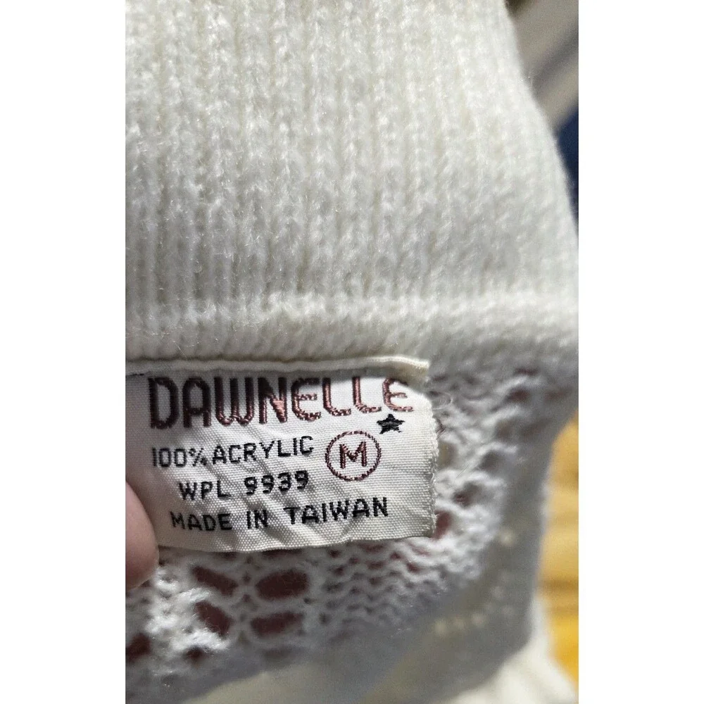 Vintage 70s Dawnelle Ivory Knit Cape/Poncho - Medium